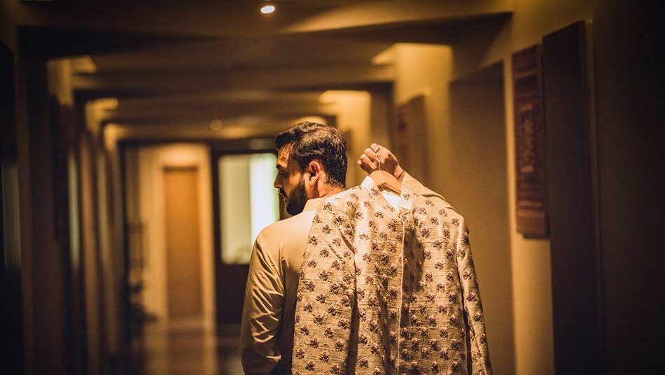 68219 photoshoot pose for man candidshutters with the outfit