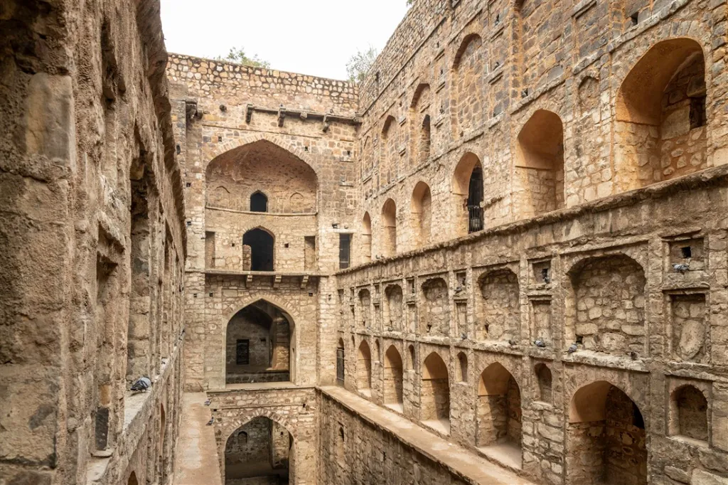 agrasen ki baoli
