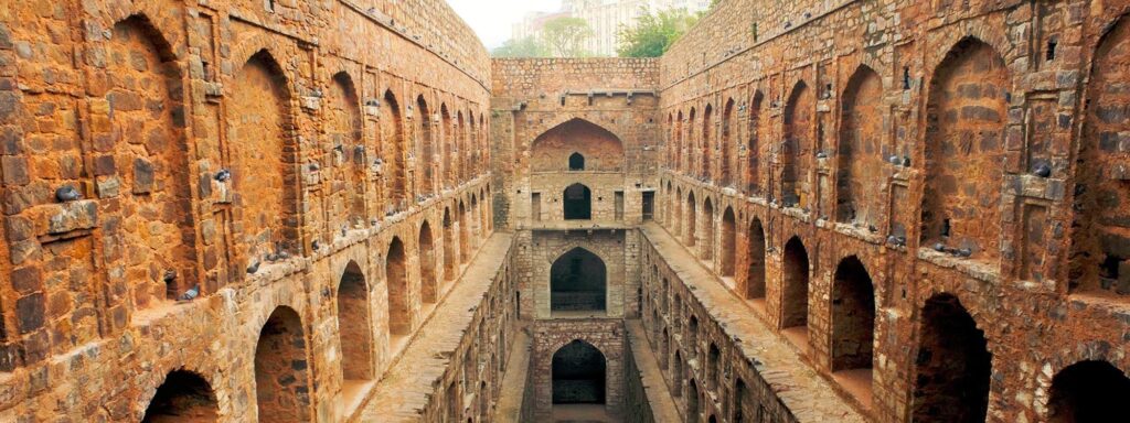 agrasen ki baoli