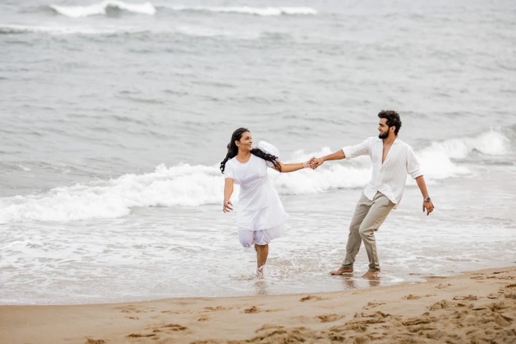 beach pre wedding shoot ideas 1 1024x683
